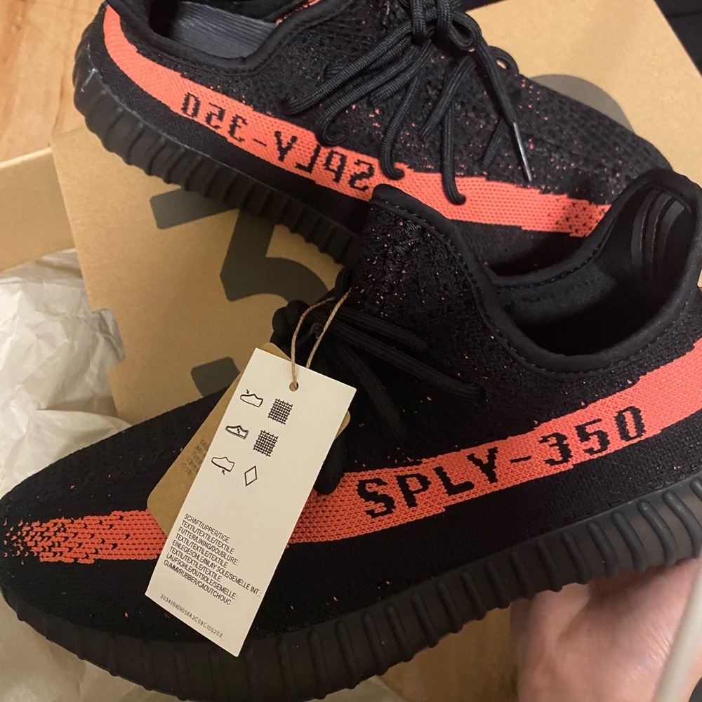 Yeezy Boost 350 V2 Core Black Red